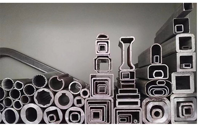 正镶白方管厂家