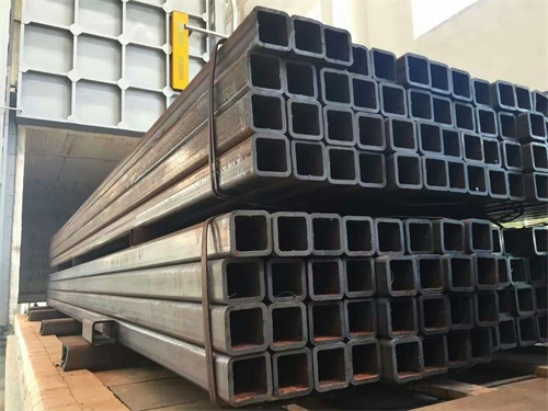 正镶白低合金矩形管